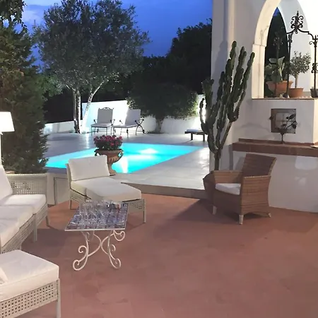 Croce * 阿纳卡普里